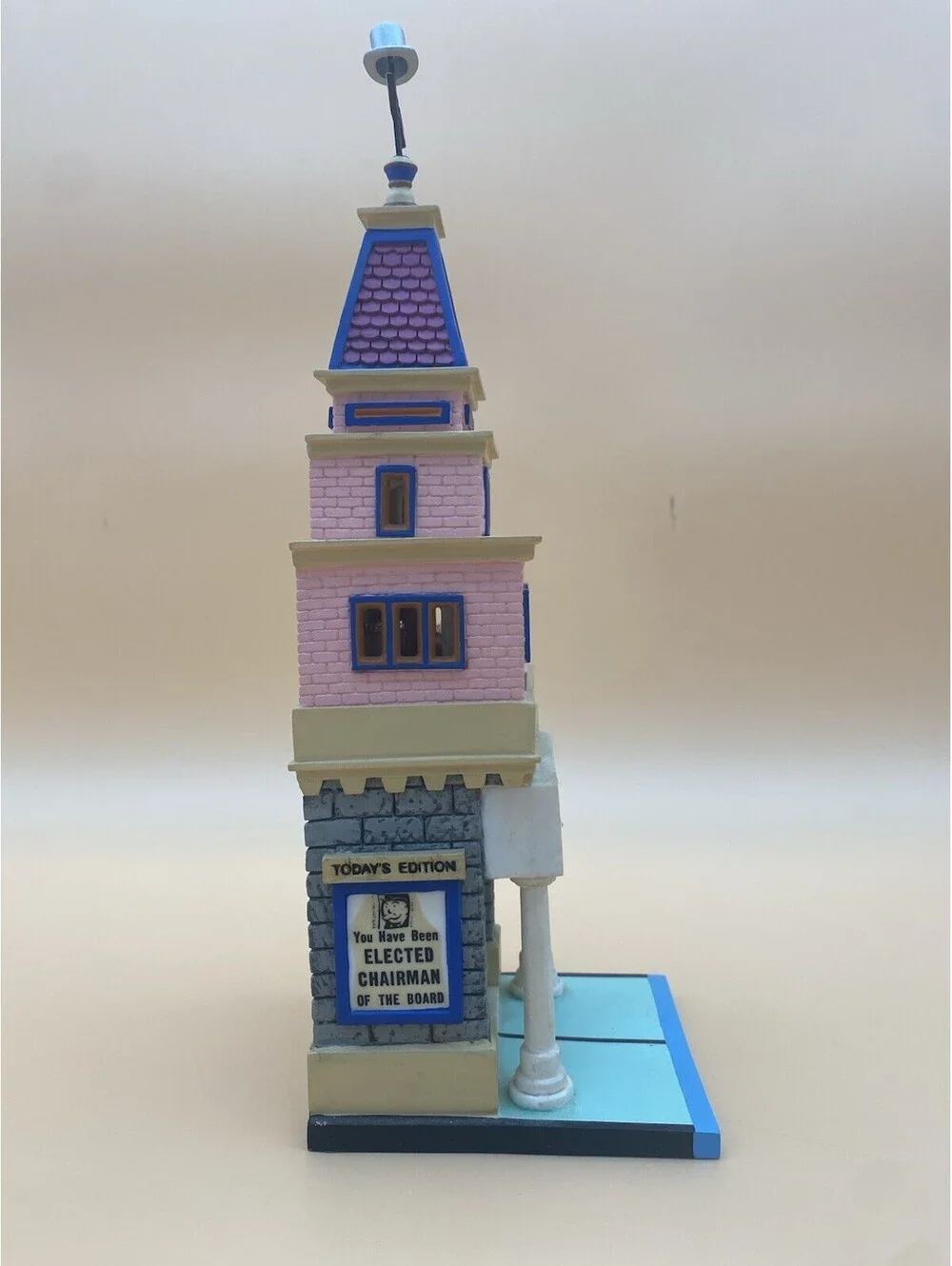 Department 56 Monopoly CityLights Newsstand Daily One-Forty St. Charles Place